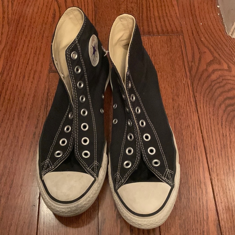 Black high top converse